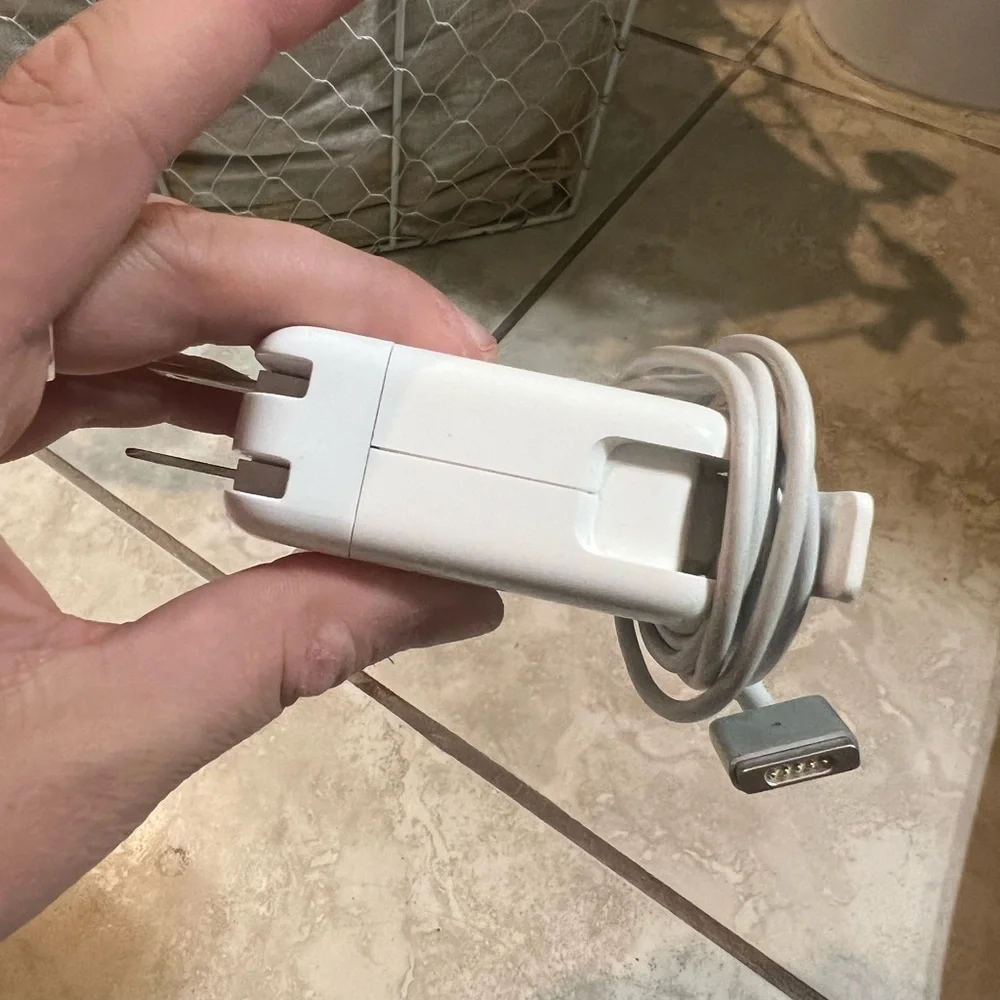 APPLE MACBOOK CHARGER MagSafe 2 Power Adapter 45W